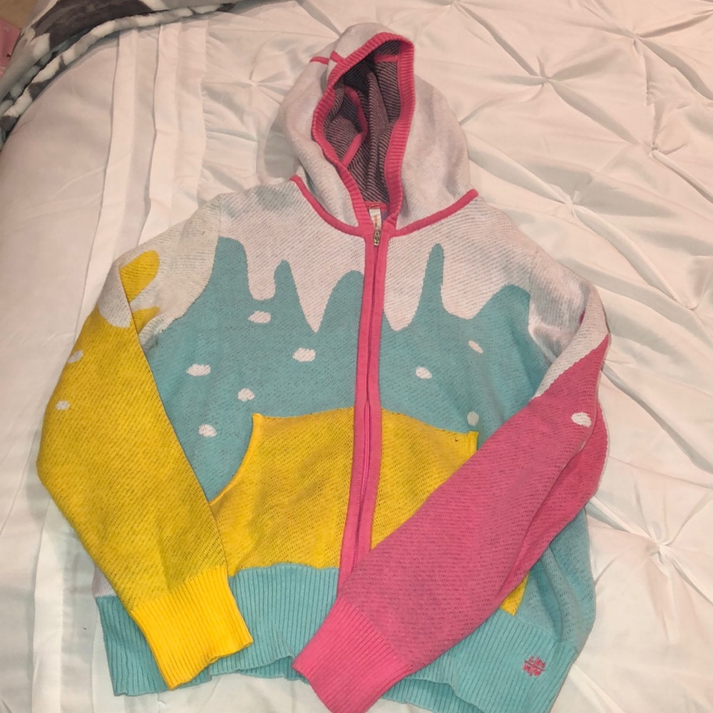 Girls sweater